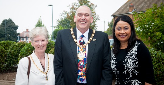 Breese Stevens with Mayor & Mayoress
